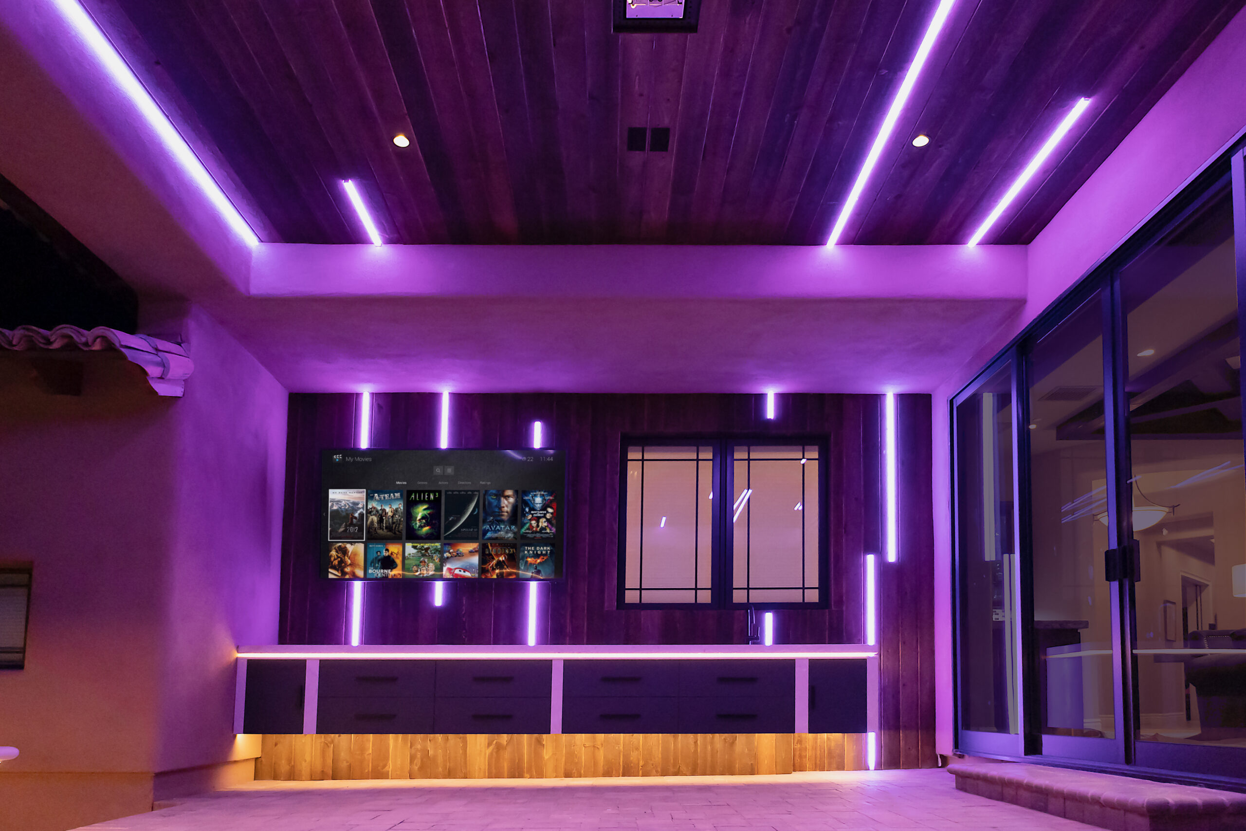 Vibrant_AZ-44 Custom Tunable LED Accent Lighting RGBW